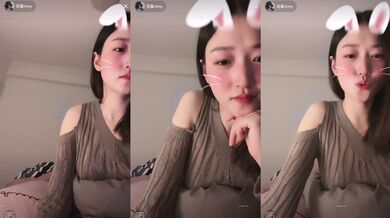 【极品稀缺魔手外购】最新《疯狂抖音》外篇《抖音擦边7》颜值女神各显神通 闪现走光 扣逼漏奶 露毛露屁凸点诱惑 (8)